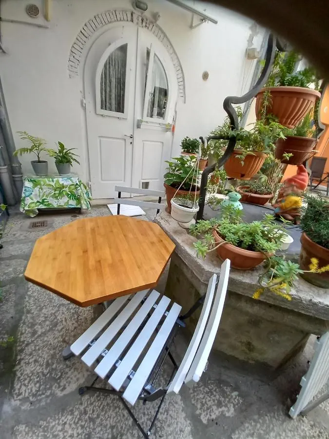 Bunari Studio Apartment Rovinj Croatia